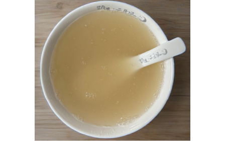 夏日解暑，這碗冷藏的野生葛根粉藏著自然的清涼答案?